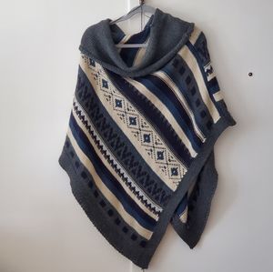 Hazel sweater poncho